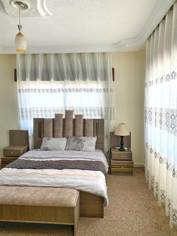 Jerash Gate Apartment Jarash Bagian luar foto